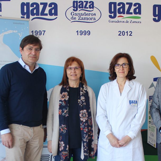 Leche GAZA dona varios equipos de laboratorio para la Escuela Internacional de Industrias Lácteas