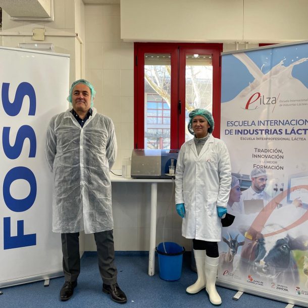 Foss Iberia dona un equipo de análisis de laboratorio para la Escuela Internacional de Industrias Lácteas
